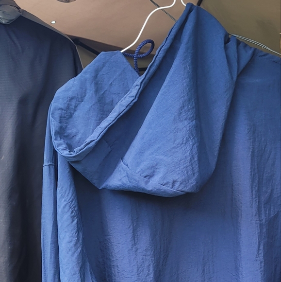 Navy Windbreaker - Picture 3 of 6